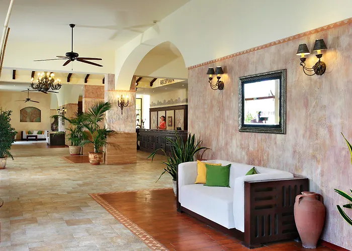 阿尔巴全包酒店 4*