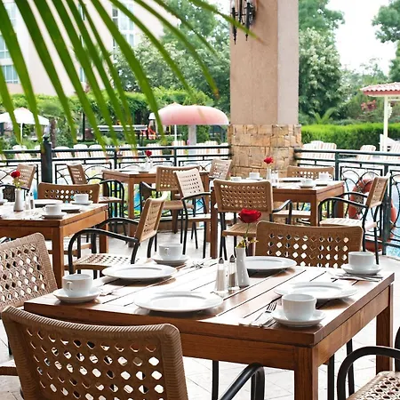 Alba Hotell Slăntjev Brjag