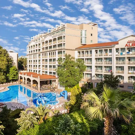 Alba Hotel 4*